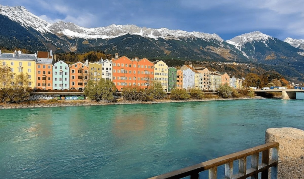 Innsbruck'taki Ambras Kalesi