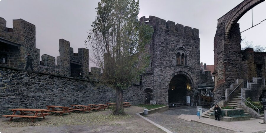 Château des Comtes: un joyau incontournable de la couronne architecturale de Gand