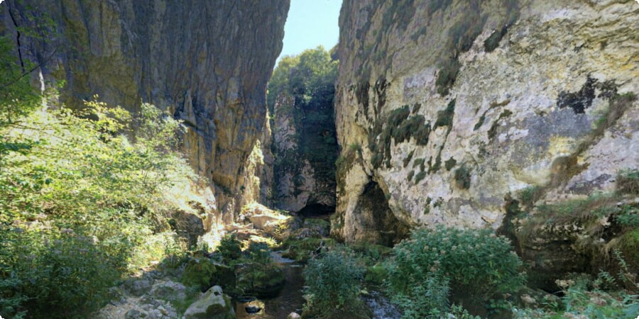 The History and Discovery of Nevidio Canyon